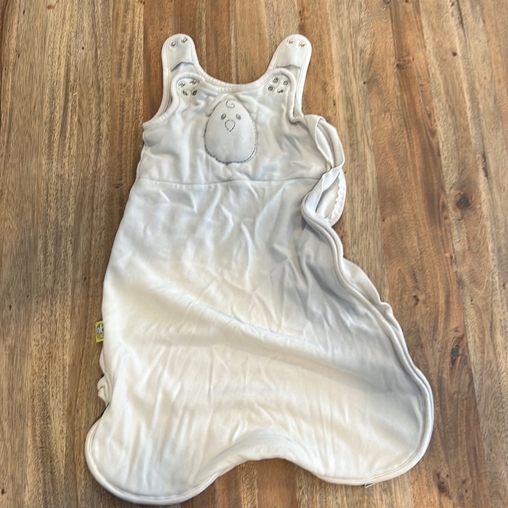 Nested been size small sleep sack gray 0-6 months
